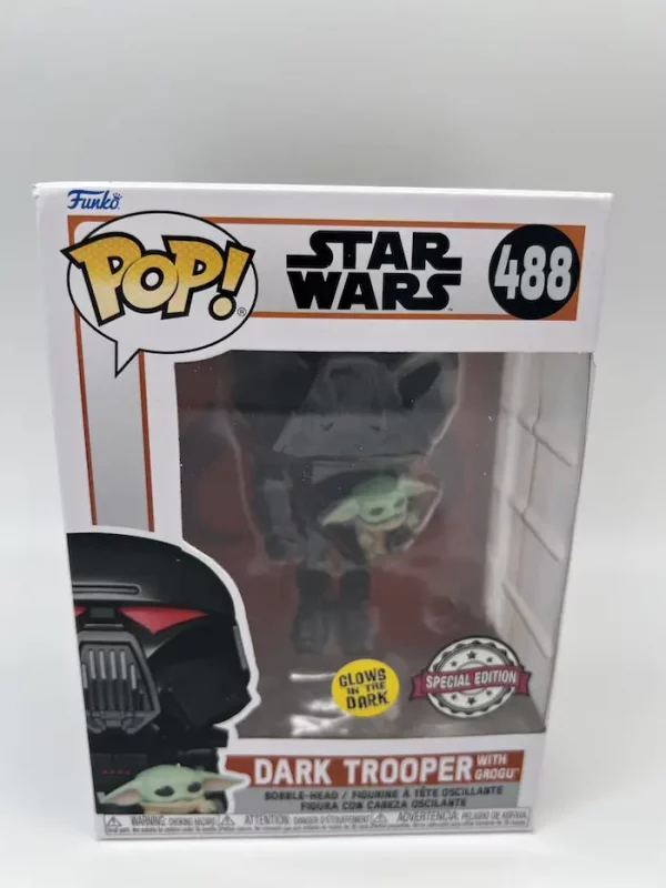 Funko POP! Star Wars: The Mandalorian - Dark Trooper (w/Grogu) 488 [beschädigt]